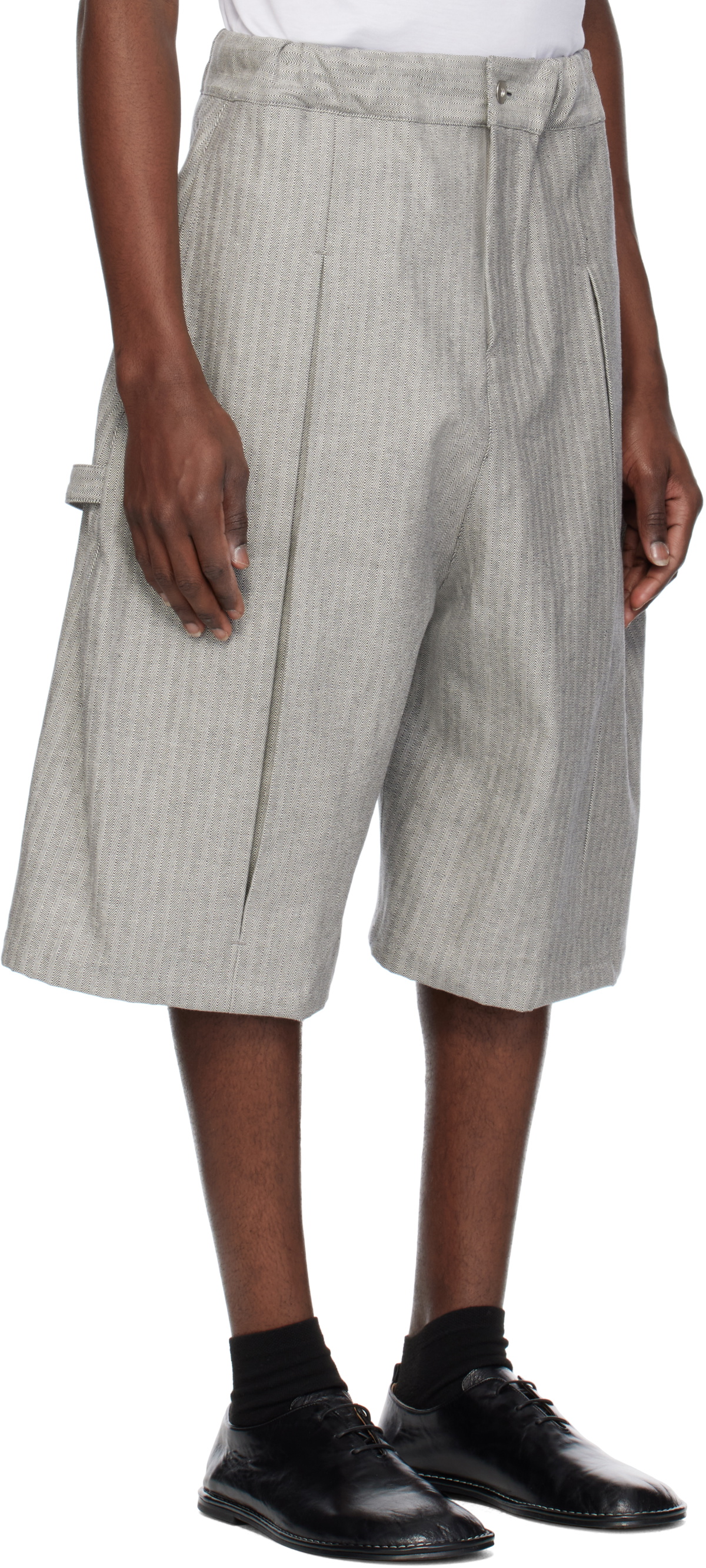 SAGE NATION Gray Box Pleat Denim Shorts
