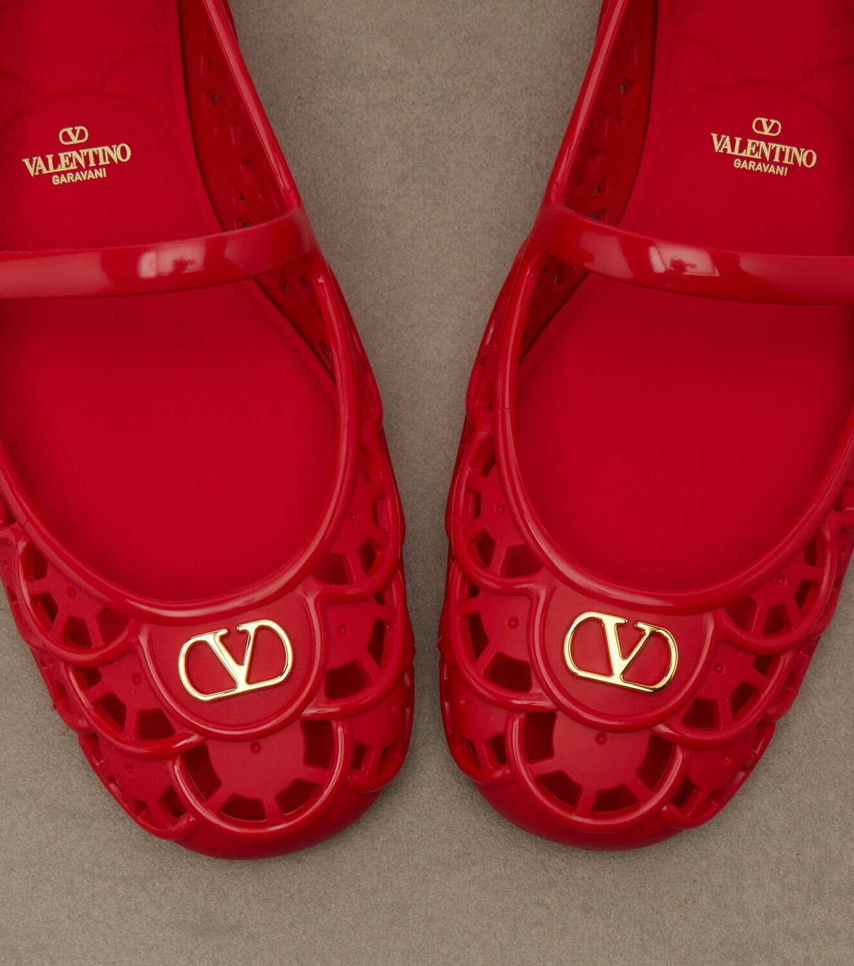 Valentino Garavani Ondette VLogo scalloped Mary Jane flats