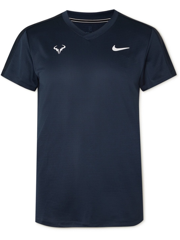 Photo: NIKE TENNIS - Rafa Challenger Recycled Dri-FIT Tennis T-Shirt - Blue