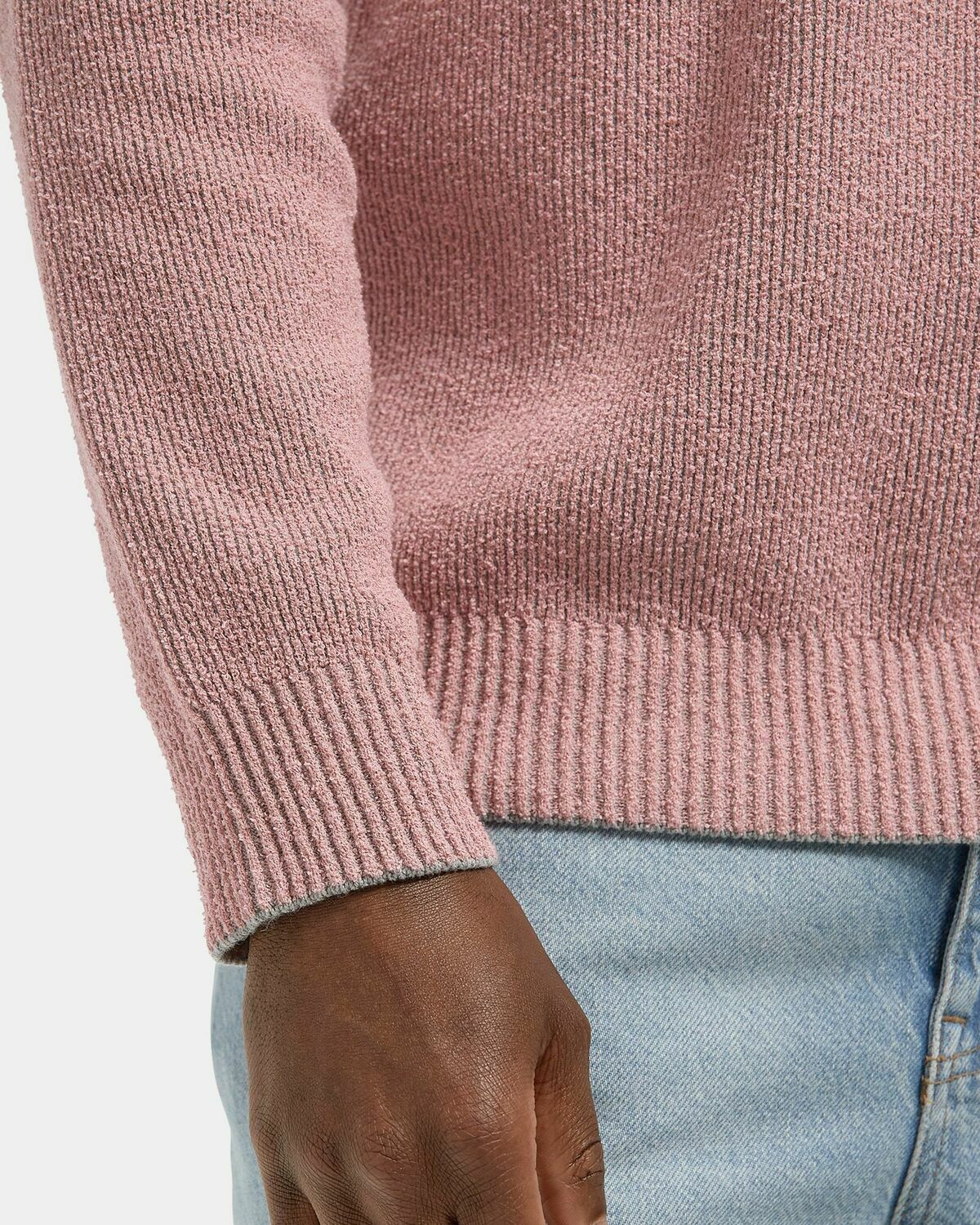 CREW NECK