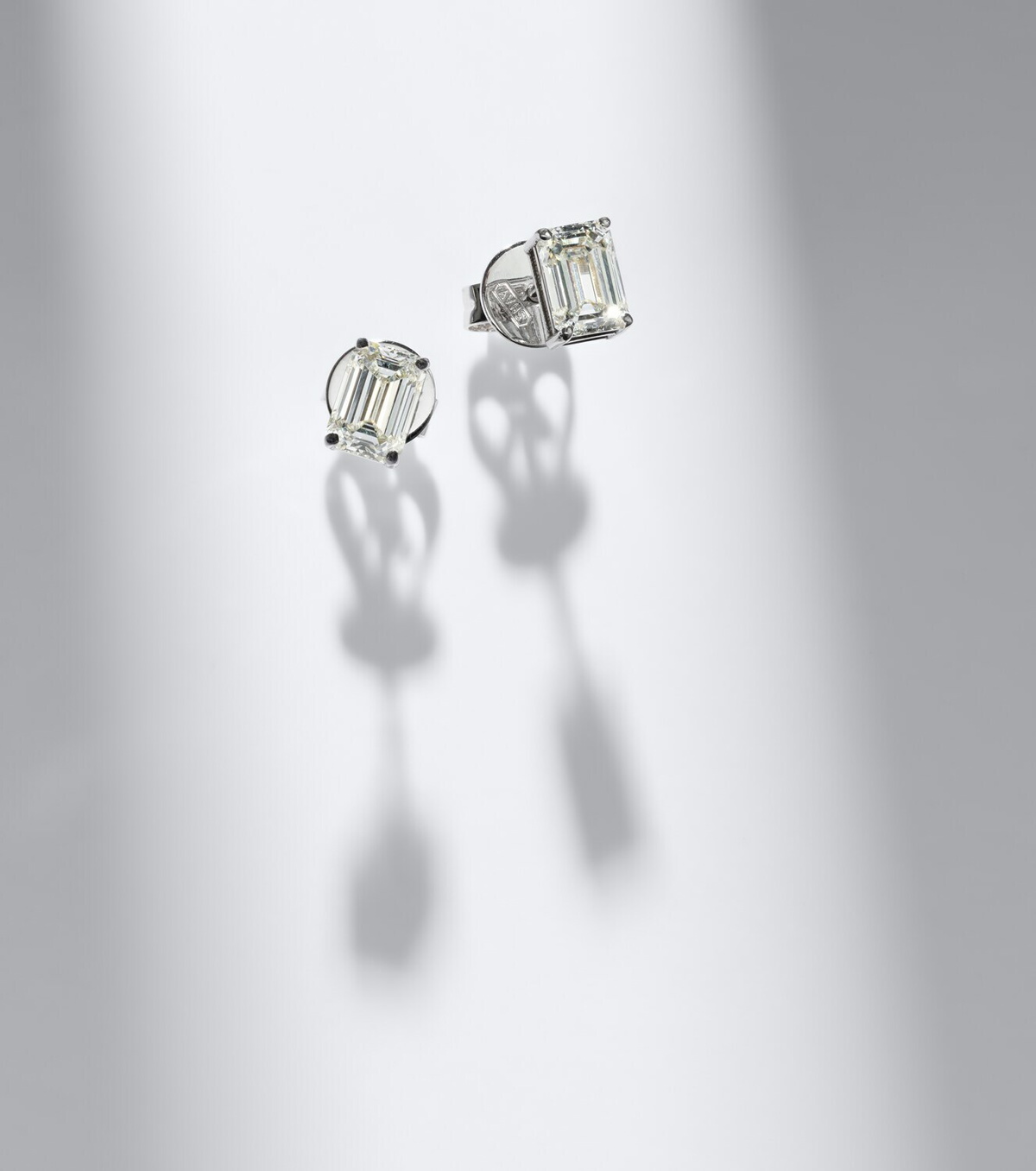 Shay Jewelry 18kt white gold earrings with diamonds