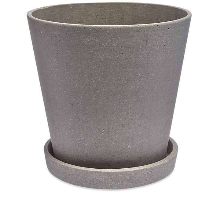 Photo: HAY Flowerpot With Saucer - XXL