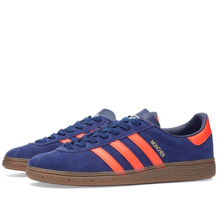 Photo: Adidas Men's Munchen Sneakers in Dark Blue/Solar Red