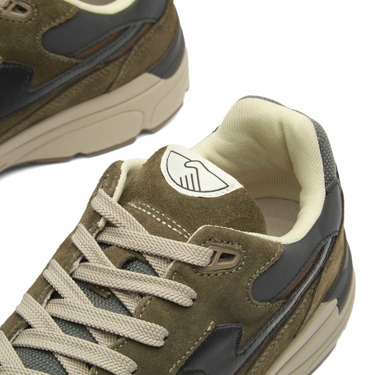 Stepney Workers Club Men's Amiel S-Strike in Woodland