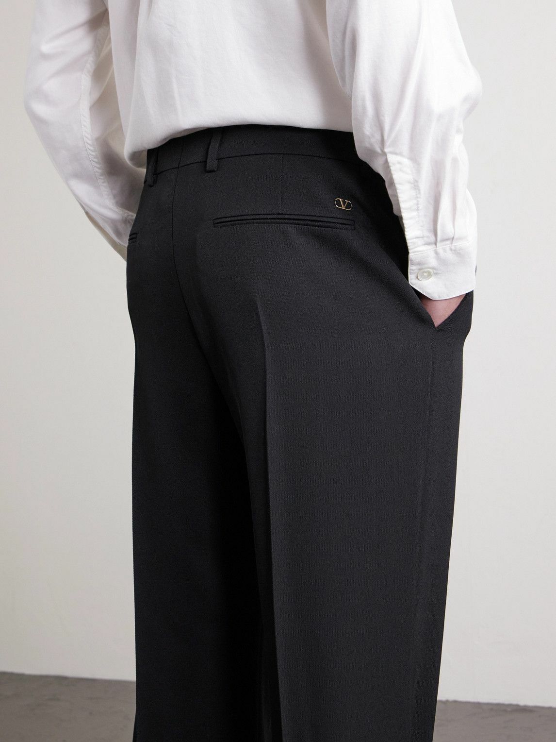Valentino Garavani - Straight-Leg Pleated Grain de Poudre Wool Trousers - Black