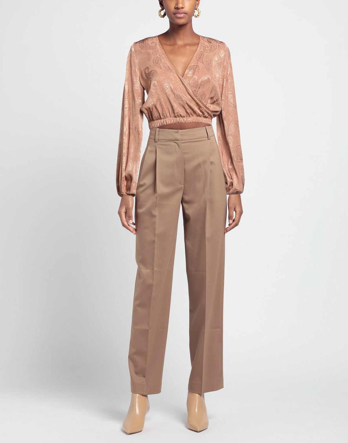 Jijil Womens Top in Apricot