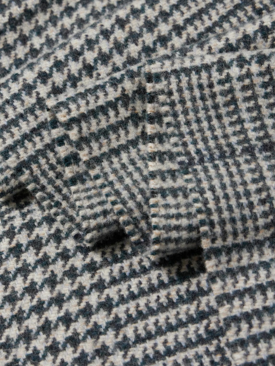 Johnstons of Elgin - Fringed Houndstooth Wool Scarf