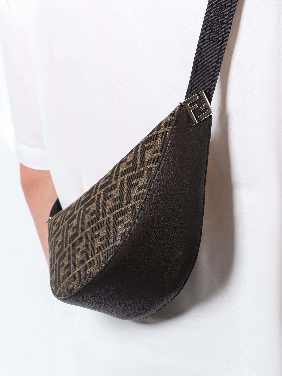 Fendi Melon Small Brown Mens Shoulder Bag Fendi