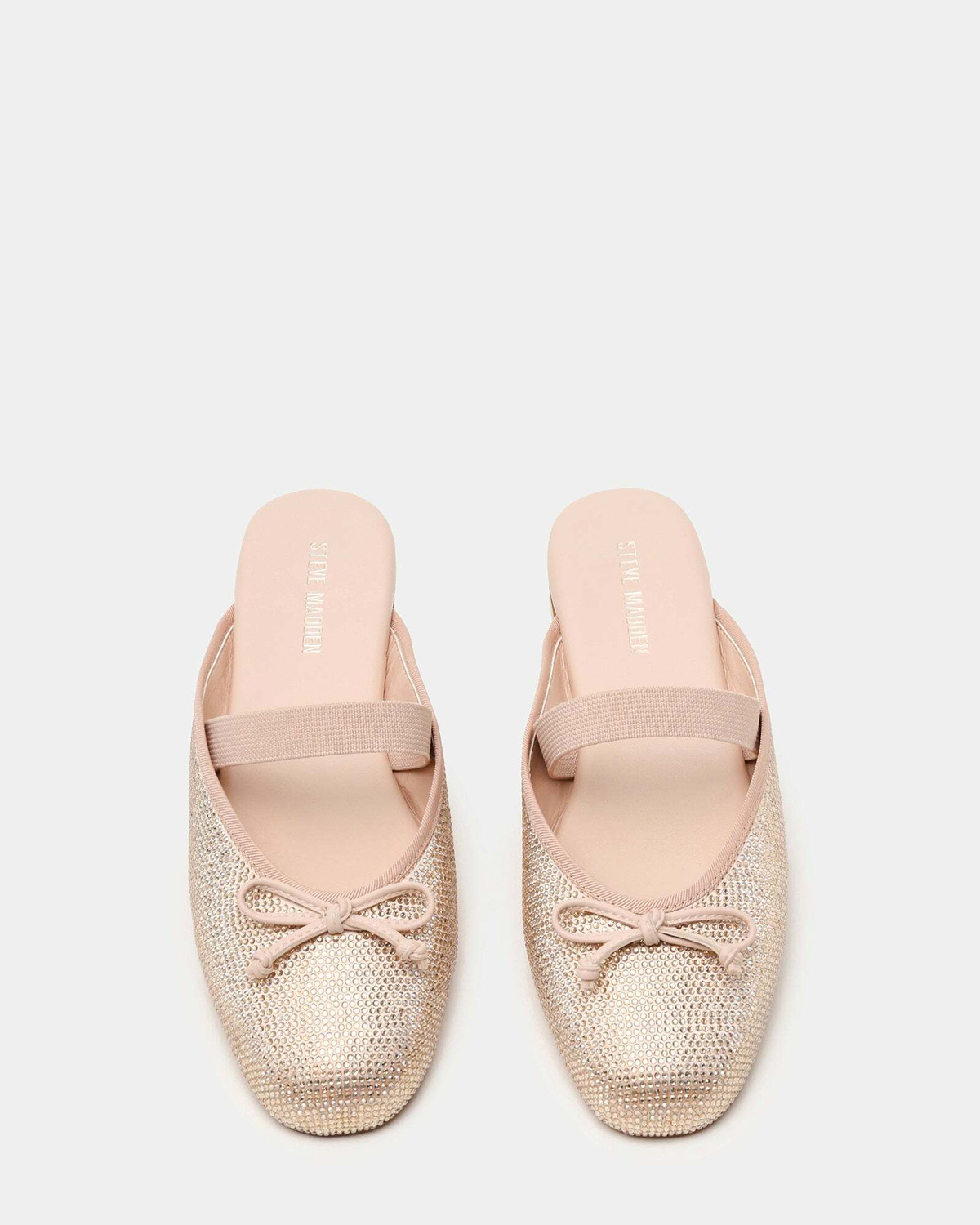 Steve Madden Cutesyy-R Flats in Silver