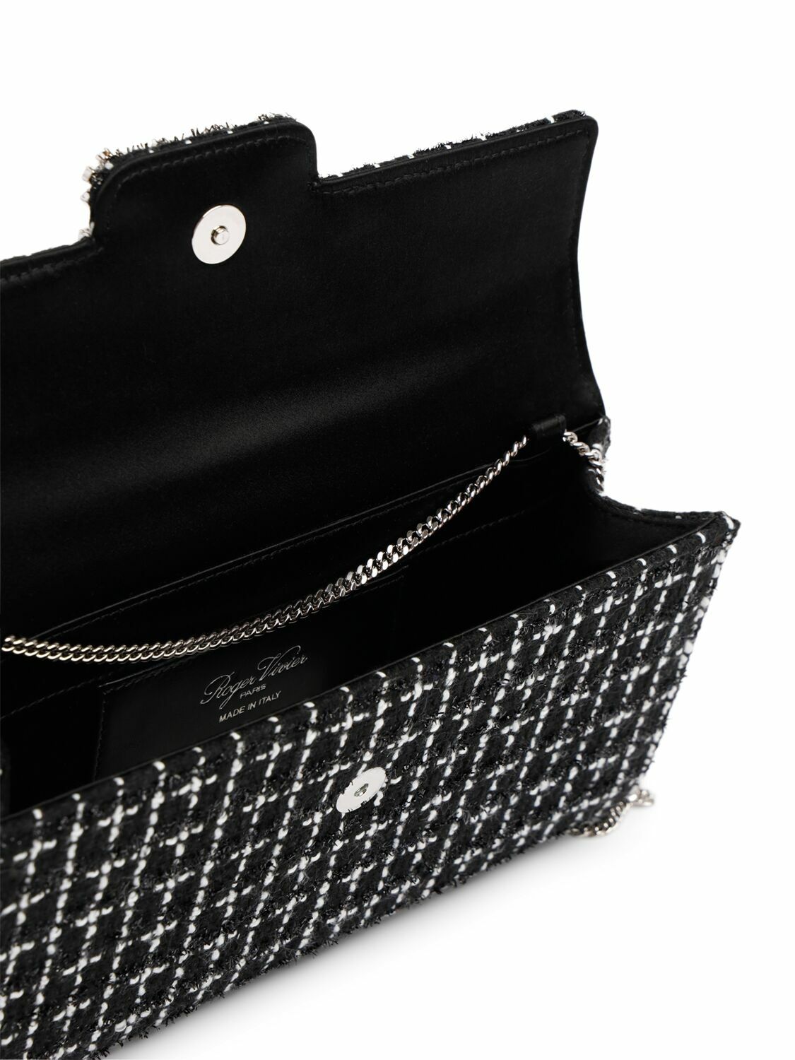クラッチバッグ Roger Vivier Envelope Flap Flower Buckle ROGER VIVIER - Flower Buckle Envelope Flap Clutch Roger Vivier