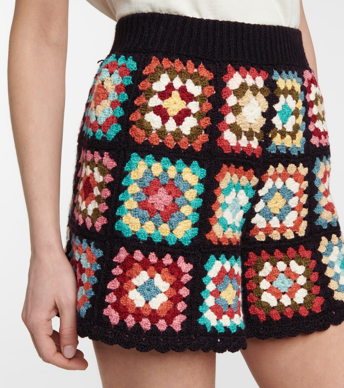 Alanui - Western Granny crochet shorts Alanui