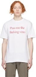 Praying White Vino T-Shirt