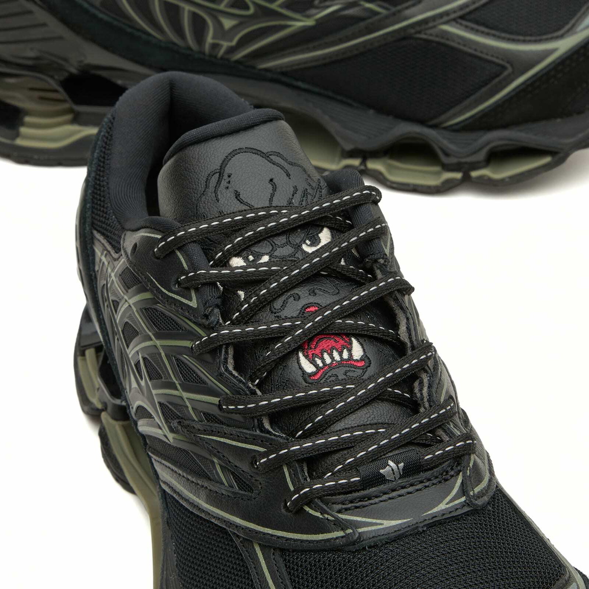 Mizuno Men's x Maharishi Wave Prophecy LS Sneaker in Black