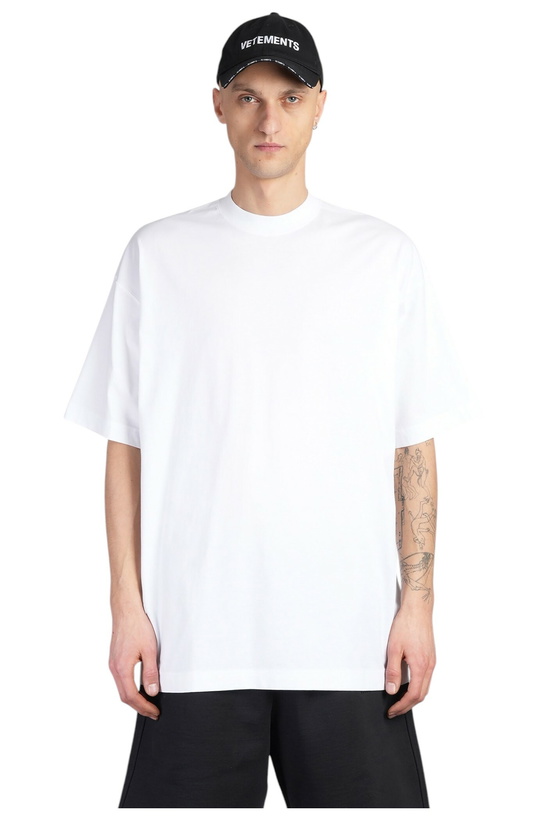 Photo: VETEMENTS T-shirt In White Cotton