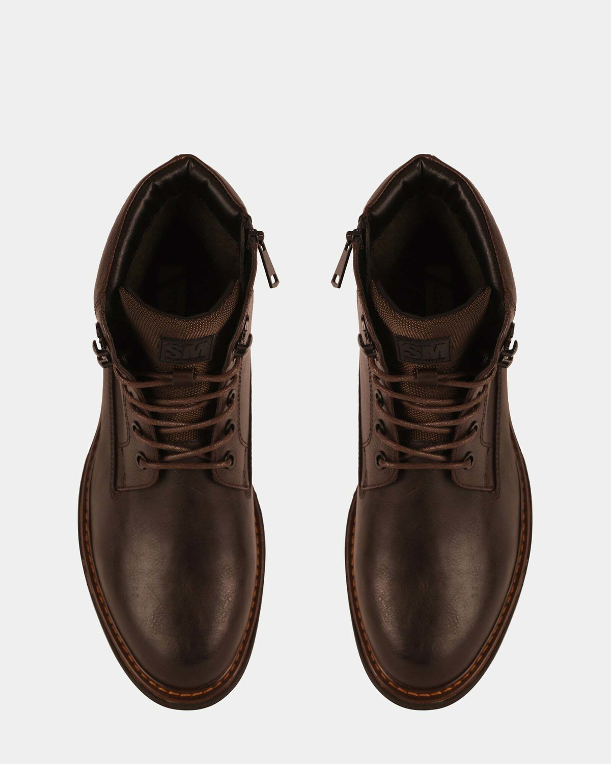 Steve Madden Freddo Boots in Brown