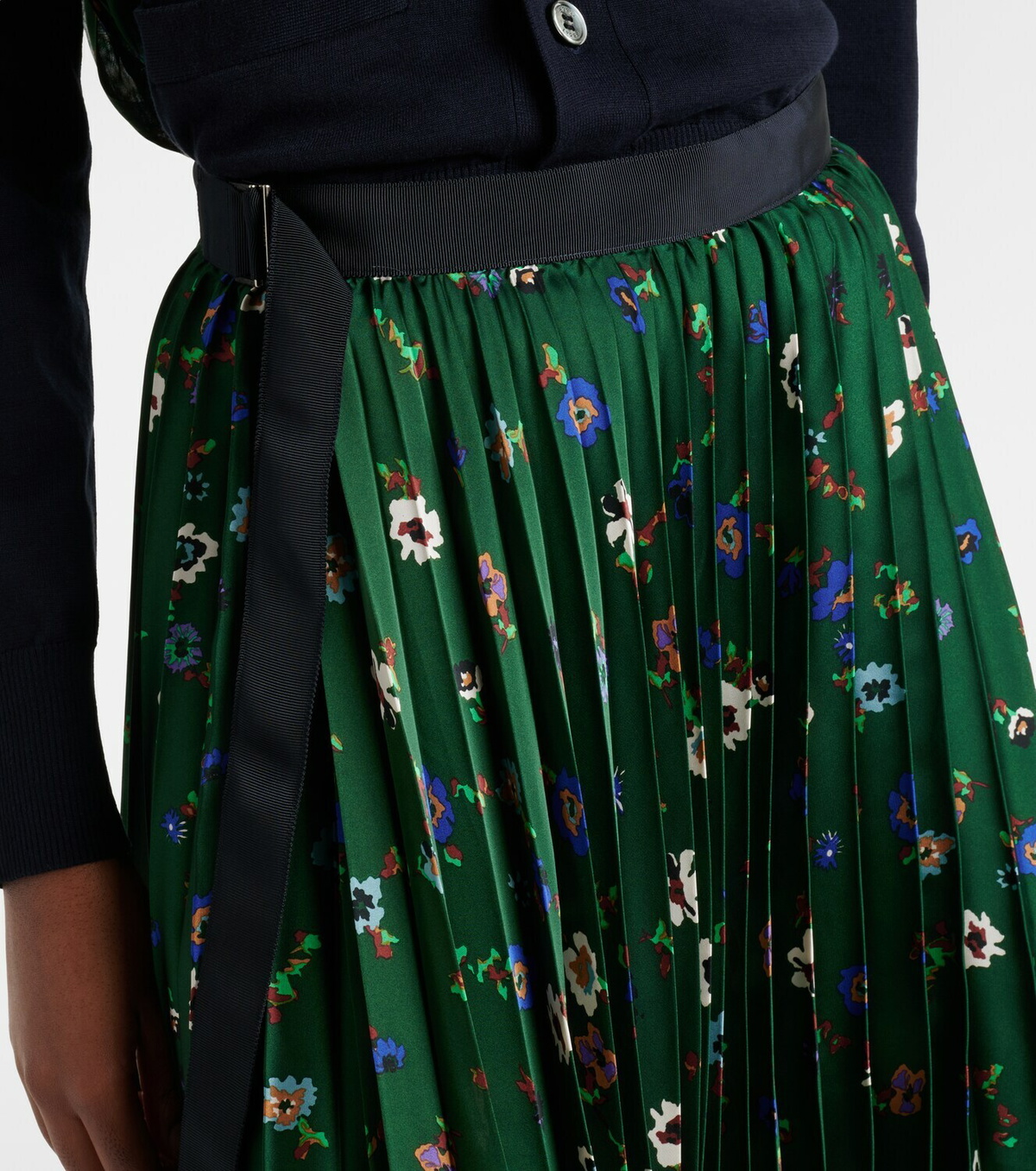 Sacai Floral plissé satin midi skirt