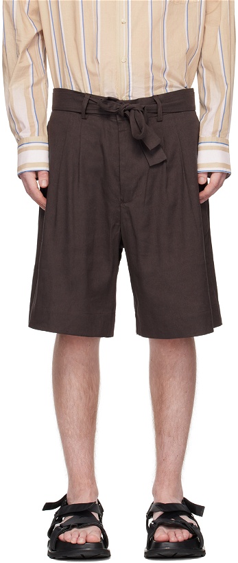 Photo: COMMAS Brown Tailored Shorts