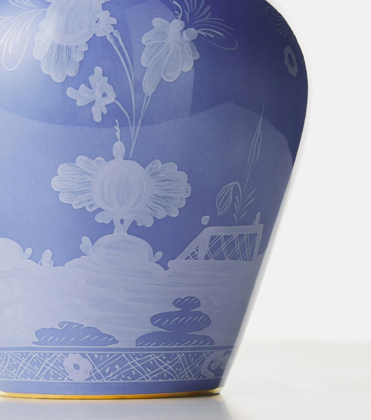 Ginori 1735 Oriente Italiano Ming porcelain vase