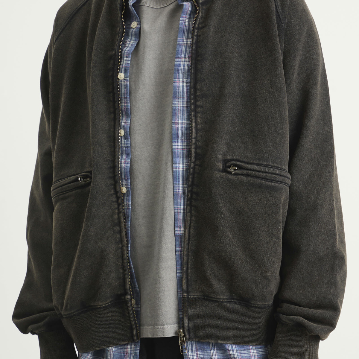 FrizmWORKS Men's Vintage Dye Zip Sweatshirt in Black Brown