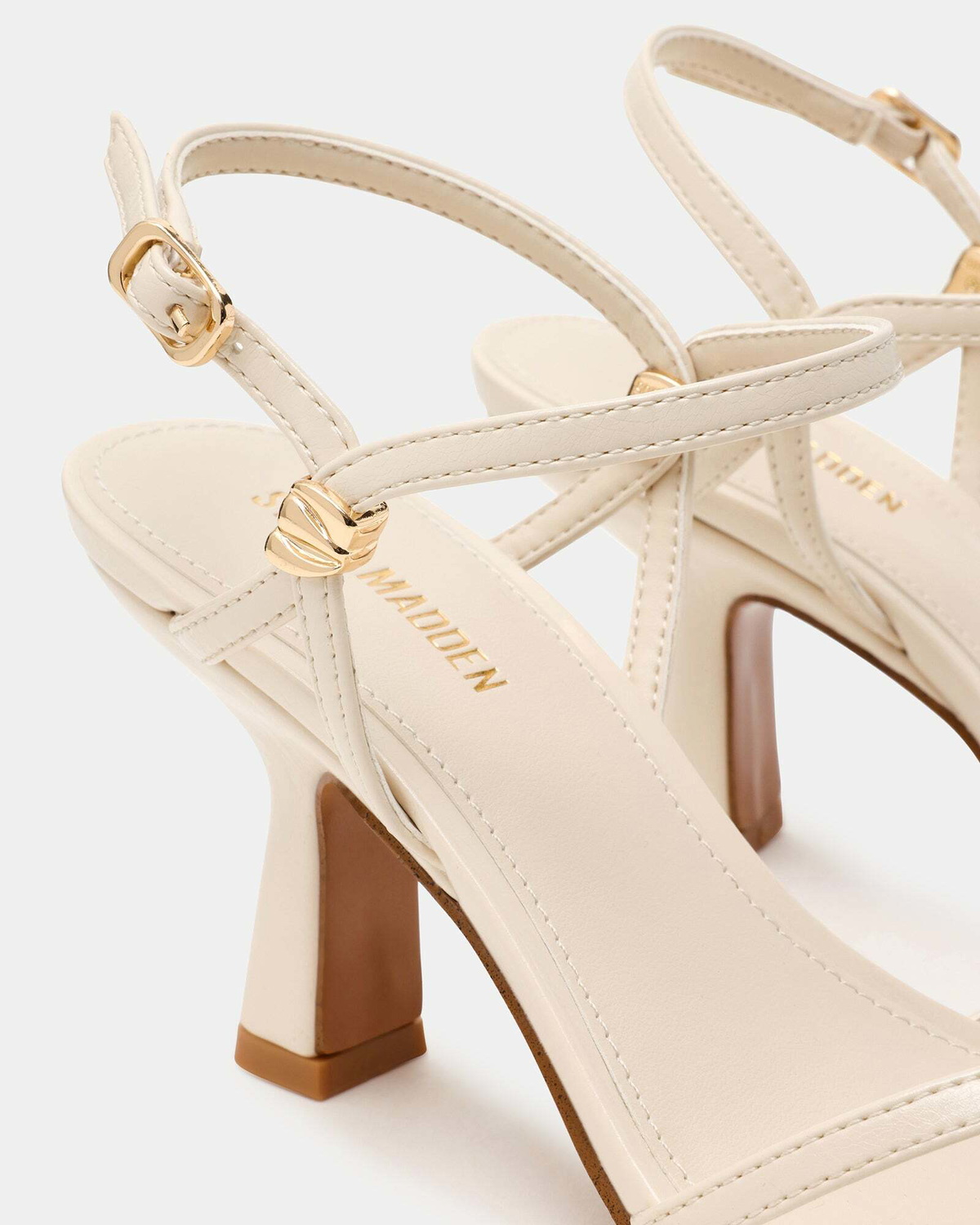 Steve Madden Posy Heels in Natural