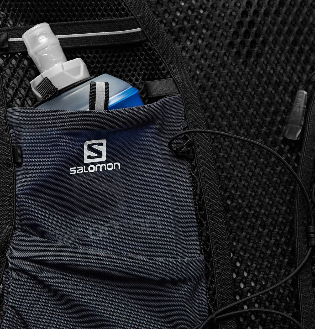 Salomon - Active Skin 8 Set Ripstop, Mesh and Shell Running Vest - Black  Salomon