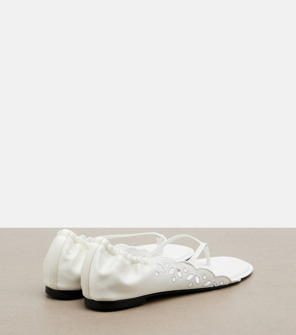 Jacquemus Satin thong sandals
