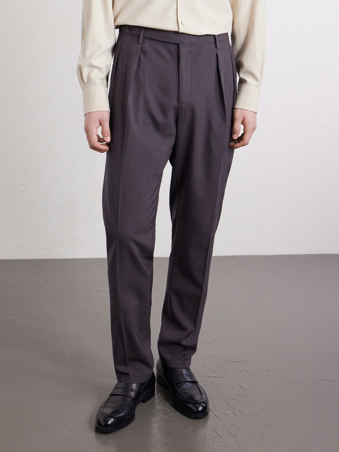 Boglioli - Straight-Leg Pleated Virgin Wool Trousers - Brown