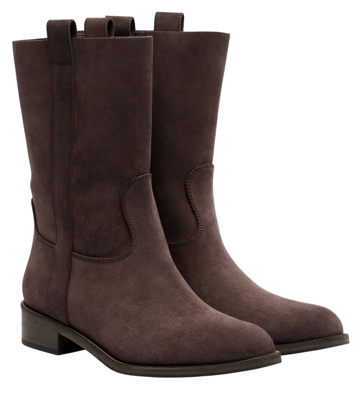 Photo: Aquazzura Cavalière suede ankle boots