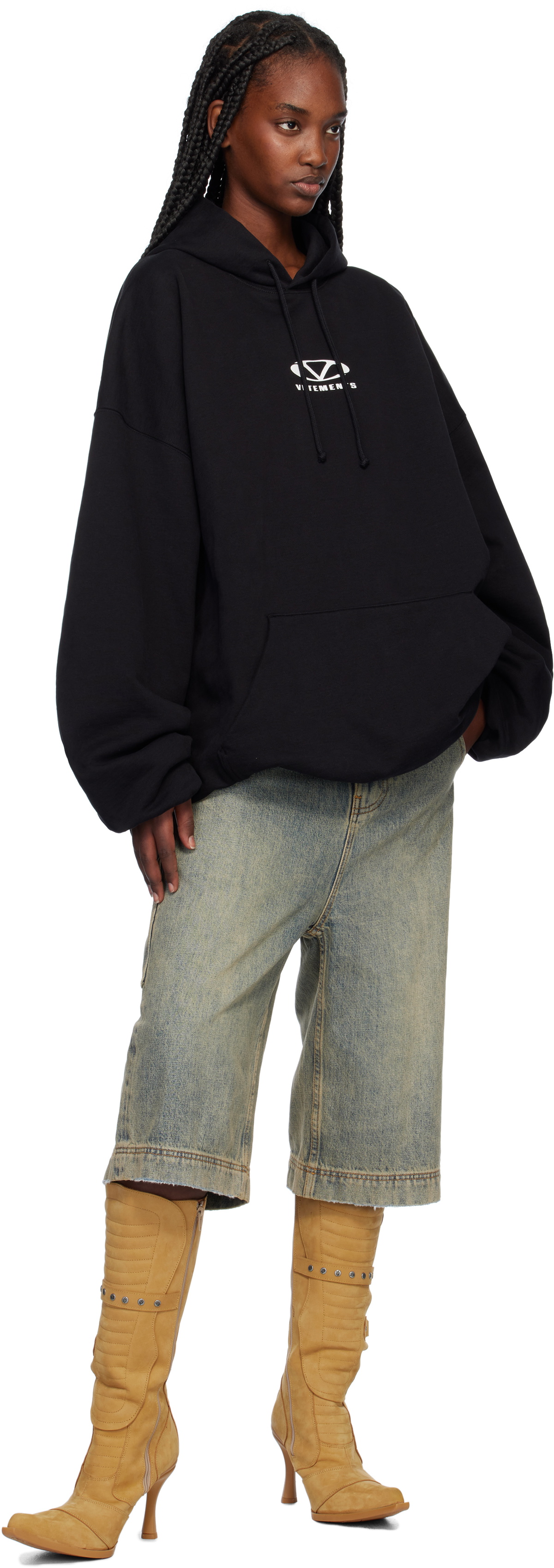 (送料・関税込) VETEMENTS \"Oval Logo\" Hoodie VETEMENTS Oval Logo Hoodie | Green | FARFETCH GE