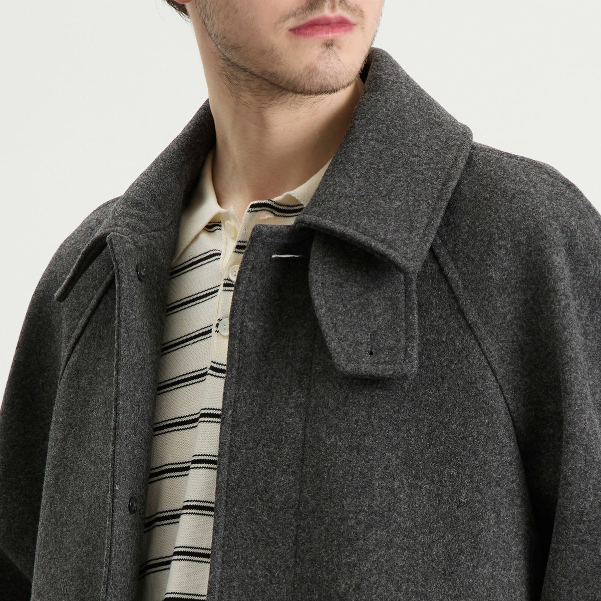A.P.C. Men's Manteau Raglan Sleeve Coat in Heathered Anthracite A.P.C.