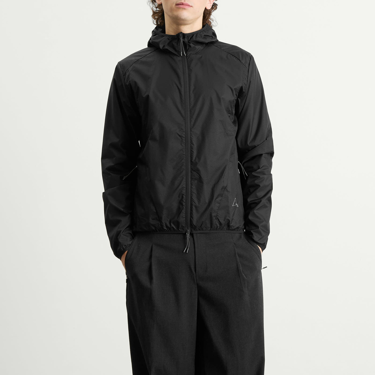 ROA Men's Hue Packable Wind Jacket in Black