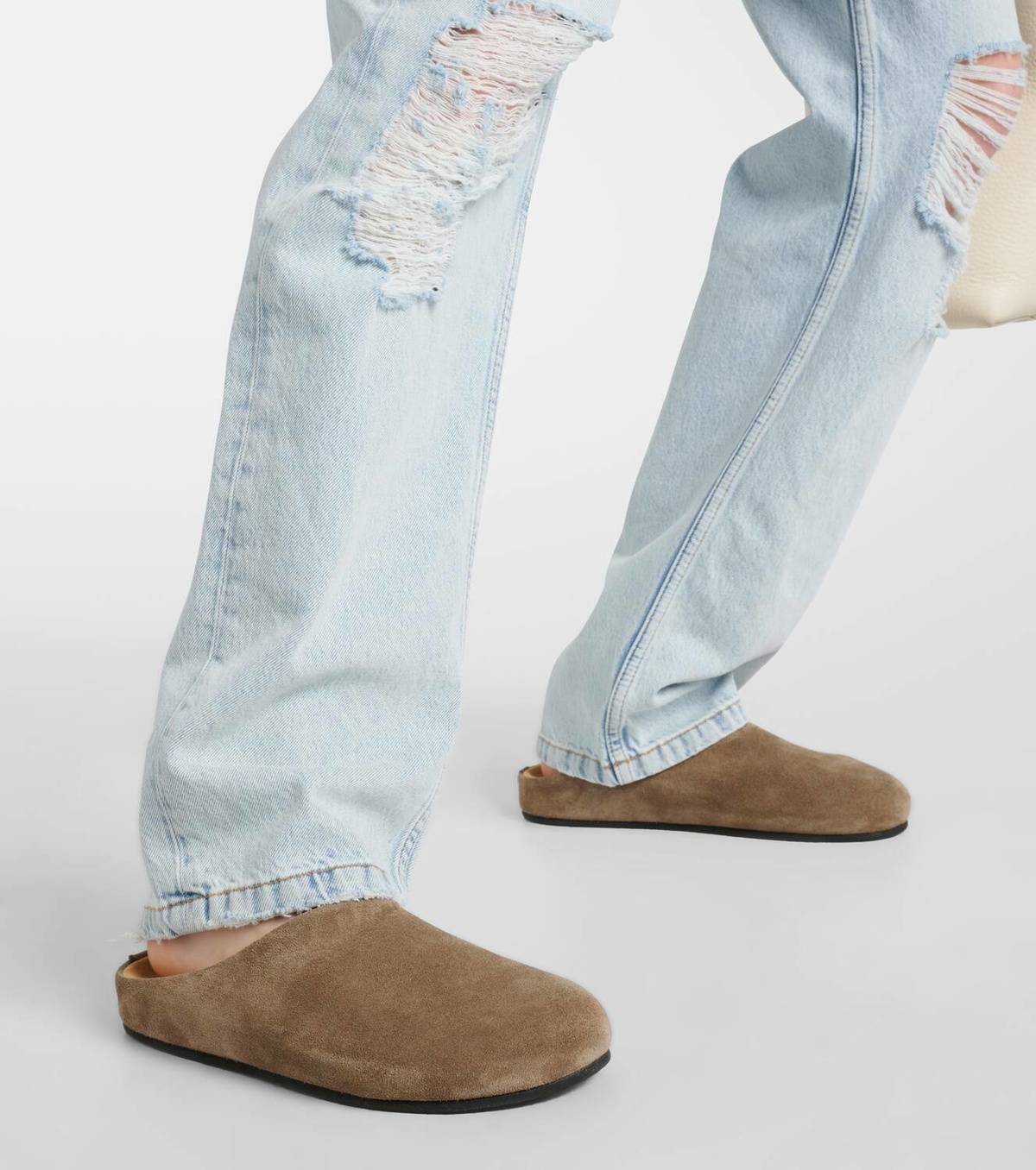 【THE ROW】ヒューゴ・ミュールズ THE ROW Hugo Suede Easy Mules | Neiman Marcus