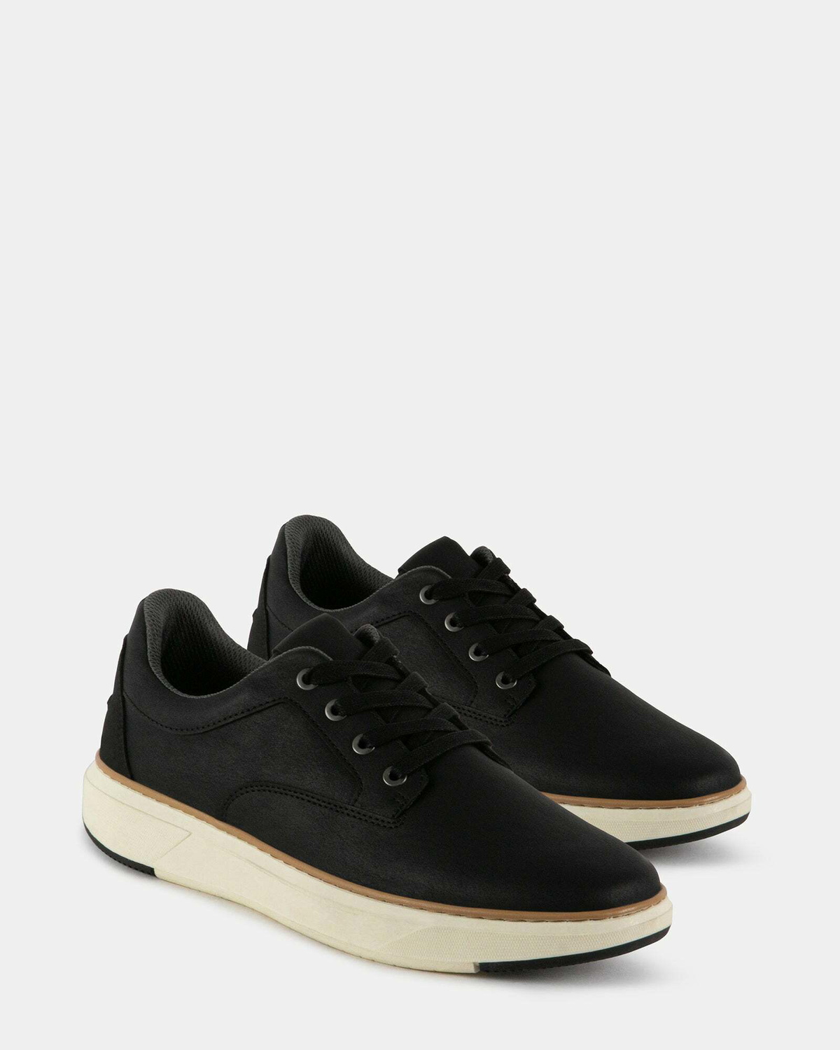Steve Madden Cardinal Casual Shoes in Black
