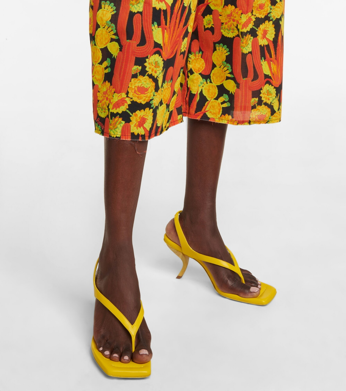 サンダル・ミュール GIA BORGHINI Mustard fabric Rosie 16 sandals (ROSIE16 4700) Gia Borghini Mustard Fabric Rosie 16 Sandals In Brown | ModeSens