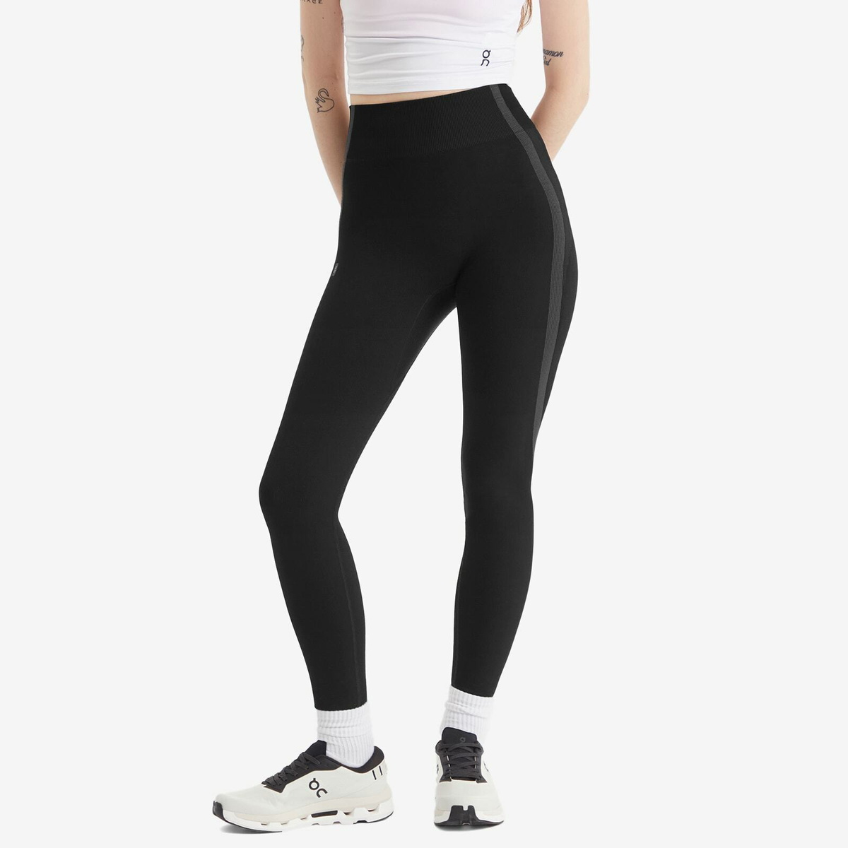 ON Women's Studio Knit Leggings in Black/Eclipse