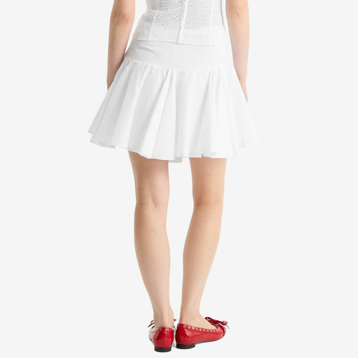 Peachy Den Women's Dylan Mini Skirt in Porcelain