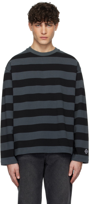Photo: Uniform Bridge Gray & Black Striped Border T-Shirt