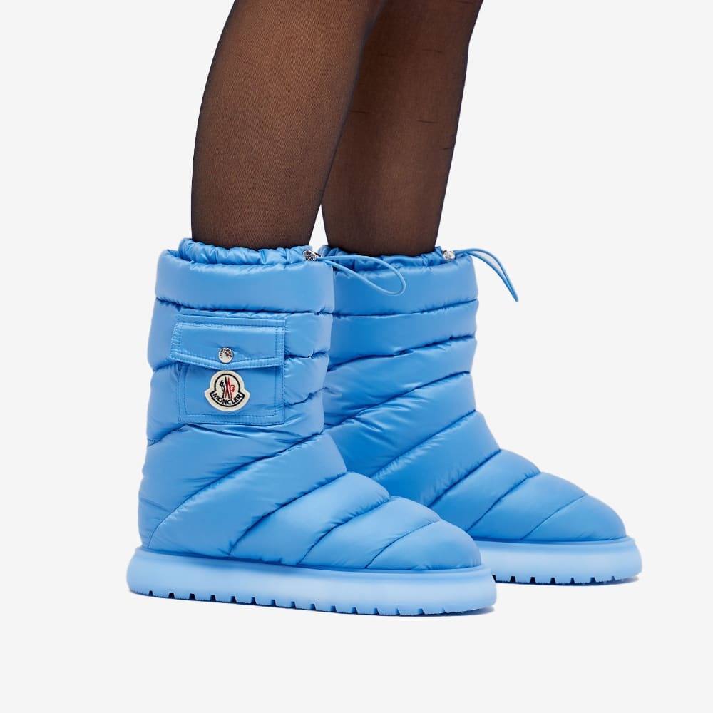 MONCLERモンクレールGaia Pocket Mid Padded  Bootsブーツ Moncler Women's Gaia Pocket Mid Padded Boot in Blue Moncler