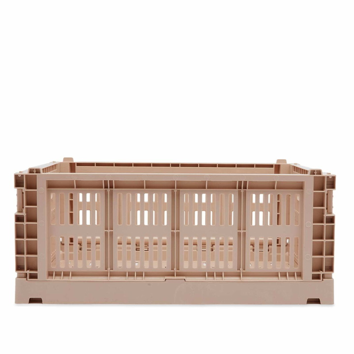 Photo: HAY Medium Recycled Colour Crate in Powder 
