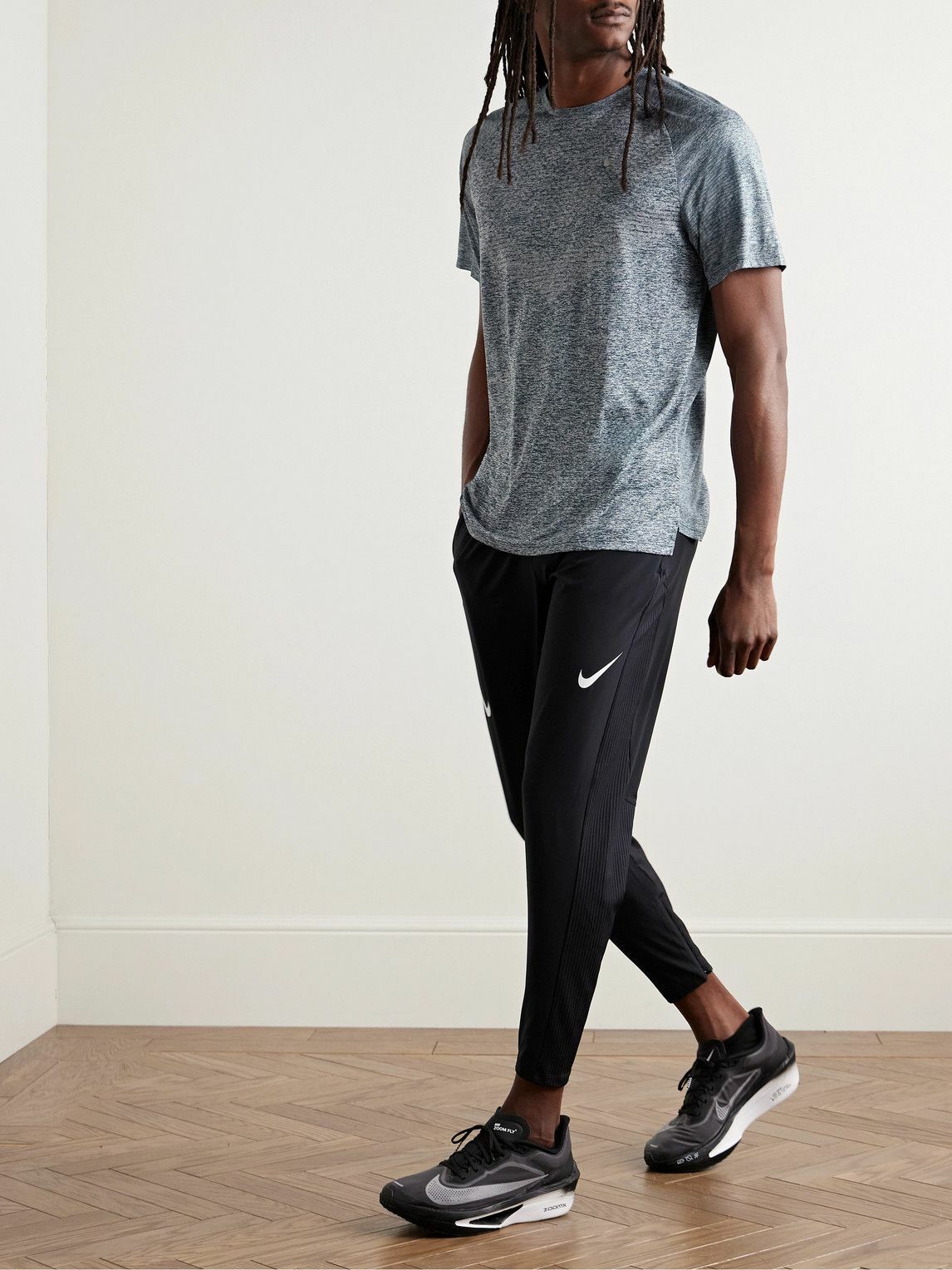 NIKE RUNNING - Stride Dri-FIT ADV Mesh T-Shirt - Blue