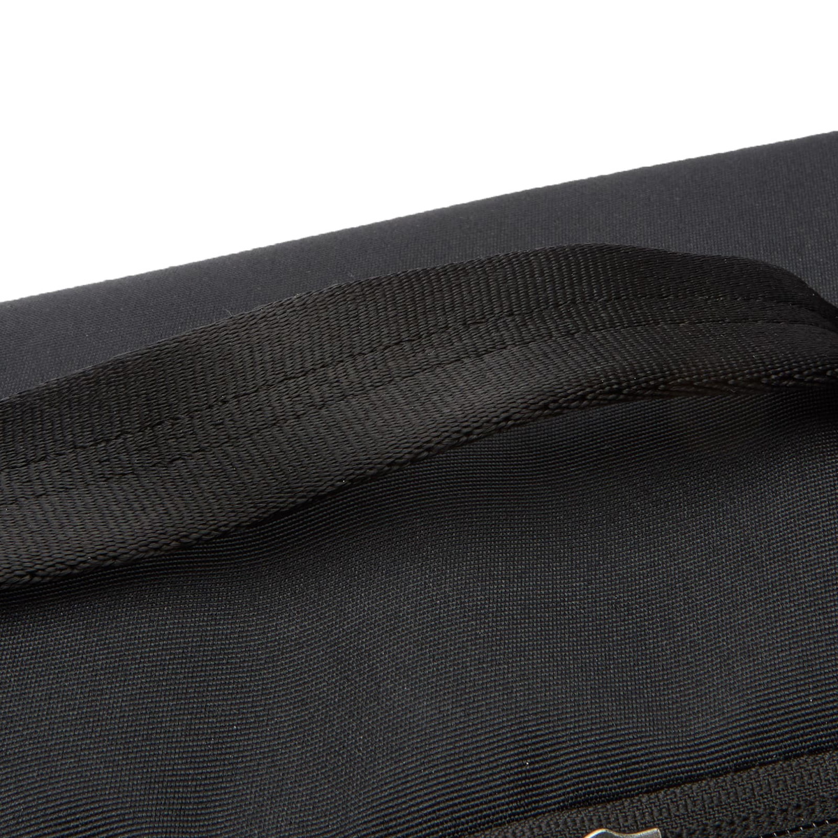 Cotopaxi Viaje Toiletry Kit in Cotopaxi Black 