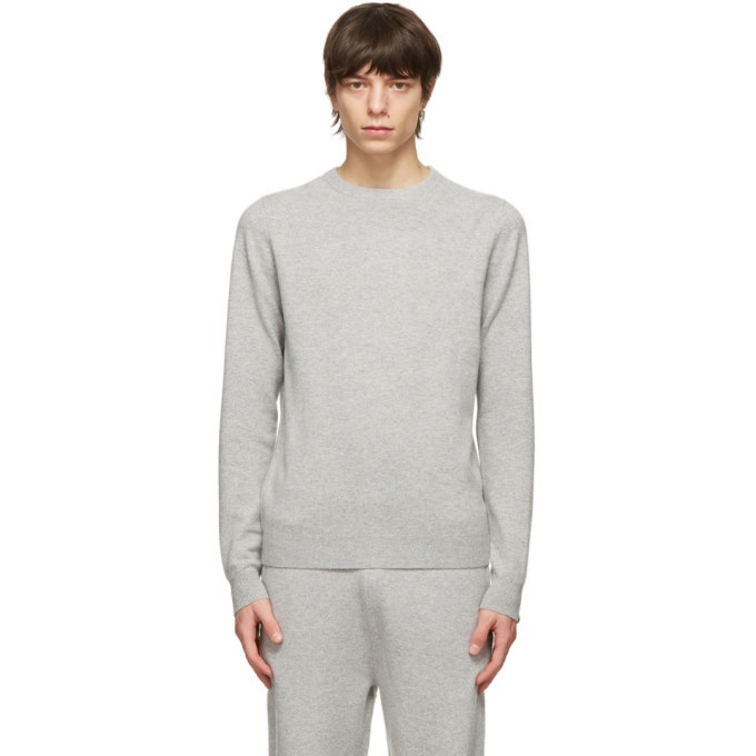 Photo: extreme cashmere Grey N°128 Be Sweater