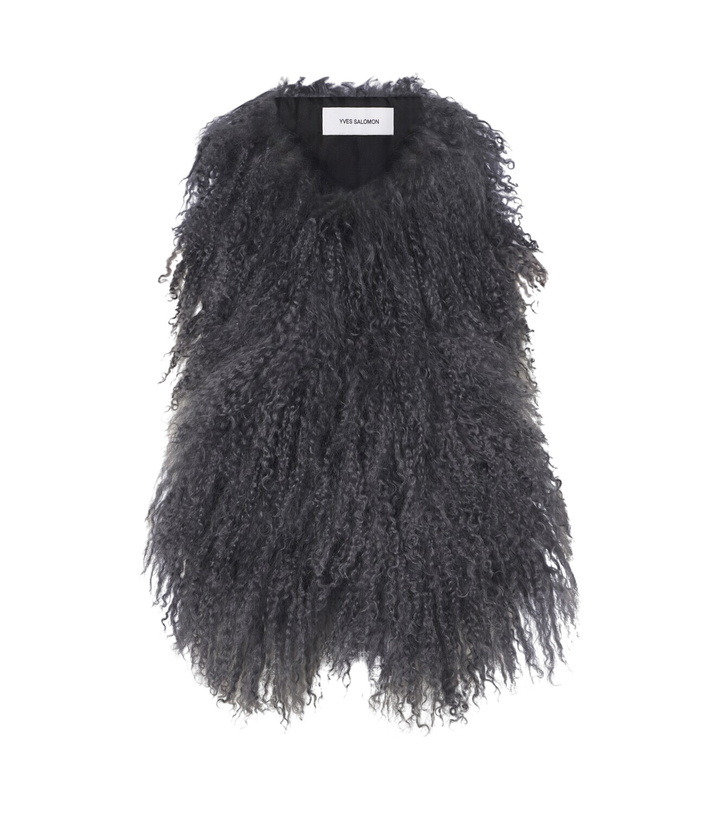 Photo: Yves Salomon Shearling scarf
