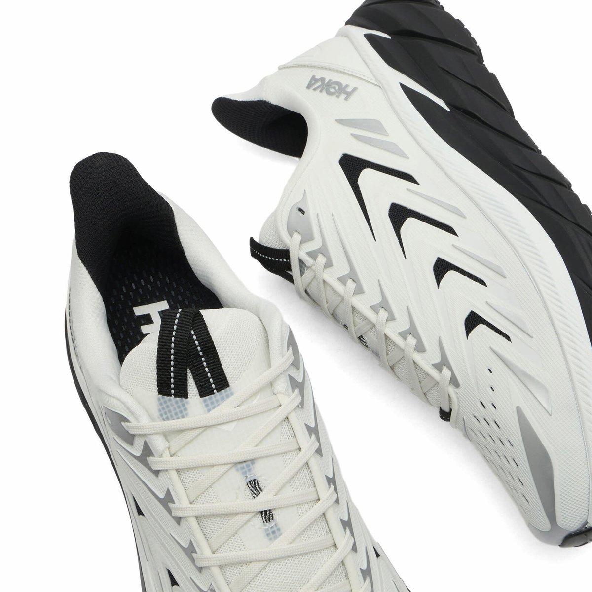 Hoka One One Men's Clifton Utl Sneaker in Frost/Varsity Navy