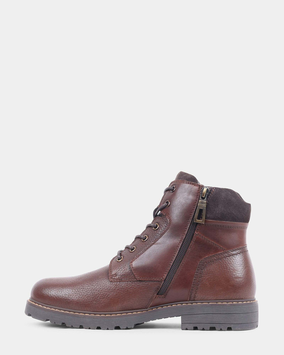 Steve Madden Naldo Boots in Brown