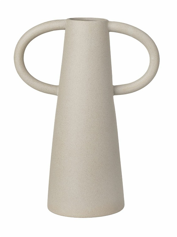 Photo: FERM LIVING - Anse Porcelain Vase