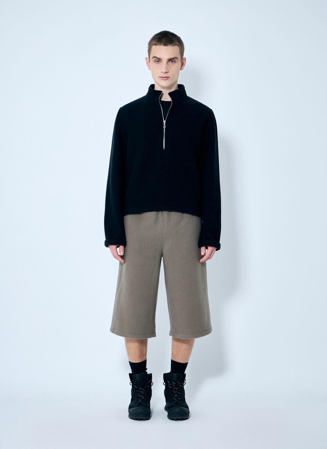 RIER Fleece City Sweatshirt