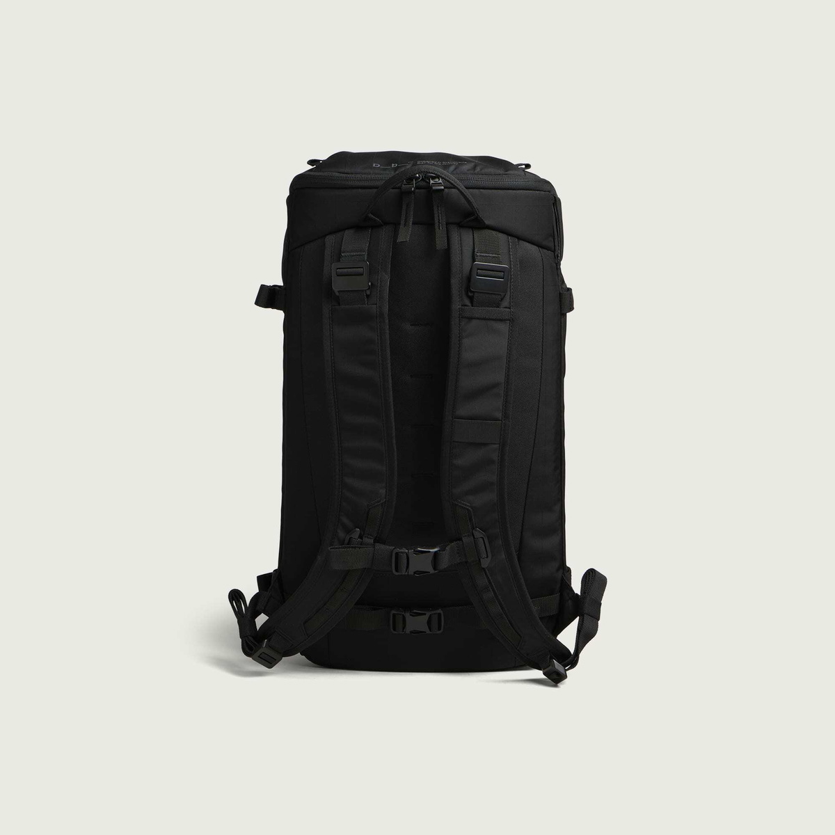 Db Journey Backcountry Backpack 20L in Black Out