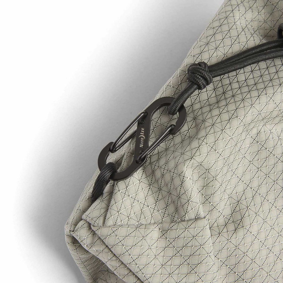 SEALSON H1 2-Way Cross Body Bag in Light Grey 