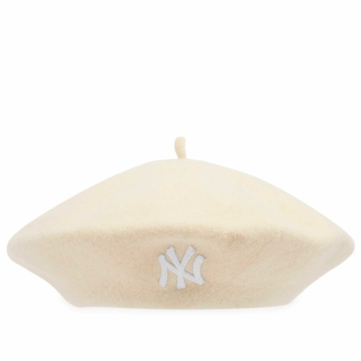 Photo: New Era New York Yankees Wool Beret in Natural 